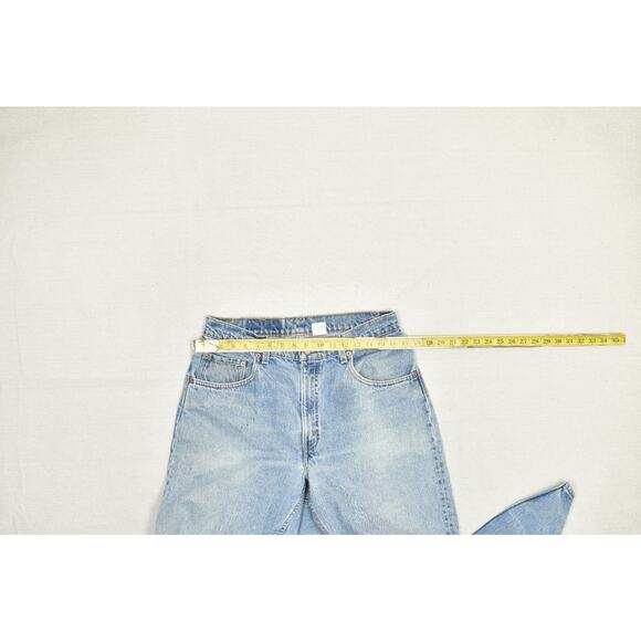 Vintage Levi's 560 Loose Fit Tapered Leg Jeans Men's 34x32 W/ Stains USA Made - Picture 7 of 8